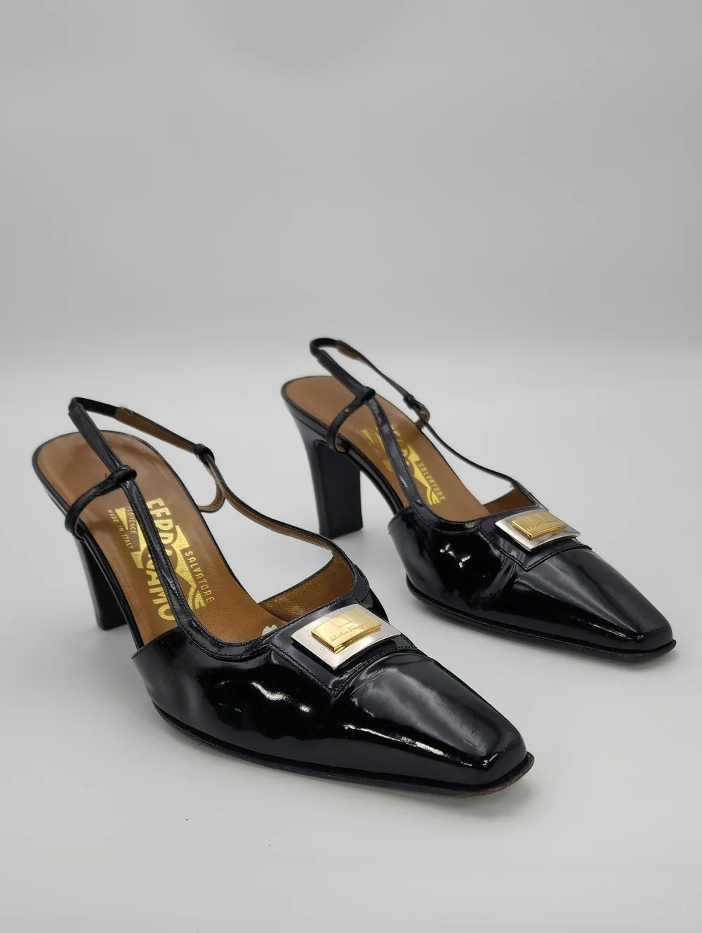 Vintage Salvatore Ferragamo Black Patent Leather Slingback Pumps Square Toe 9 C